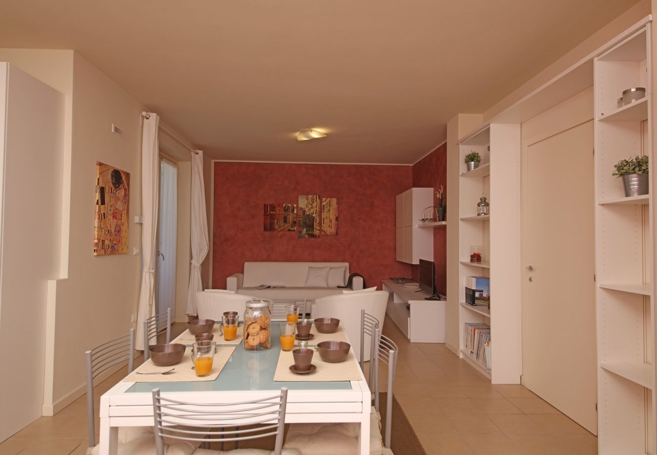 Apartment in Manerba del Garda - Casa Klimt by Garda FeWo