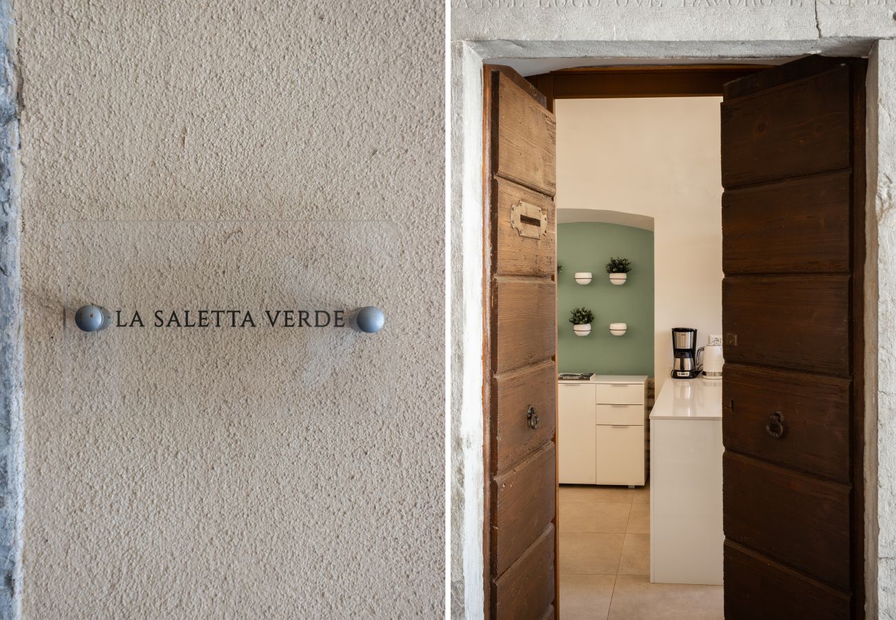 Residence in San Felice del Benaco - Palazzo Trevignane - La Saletta Verde