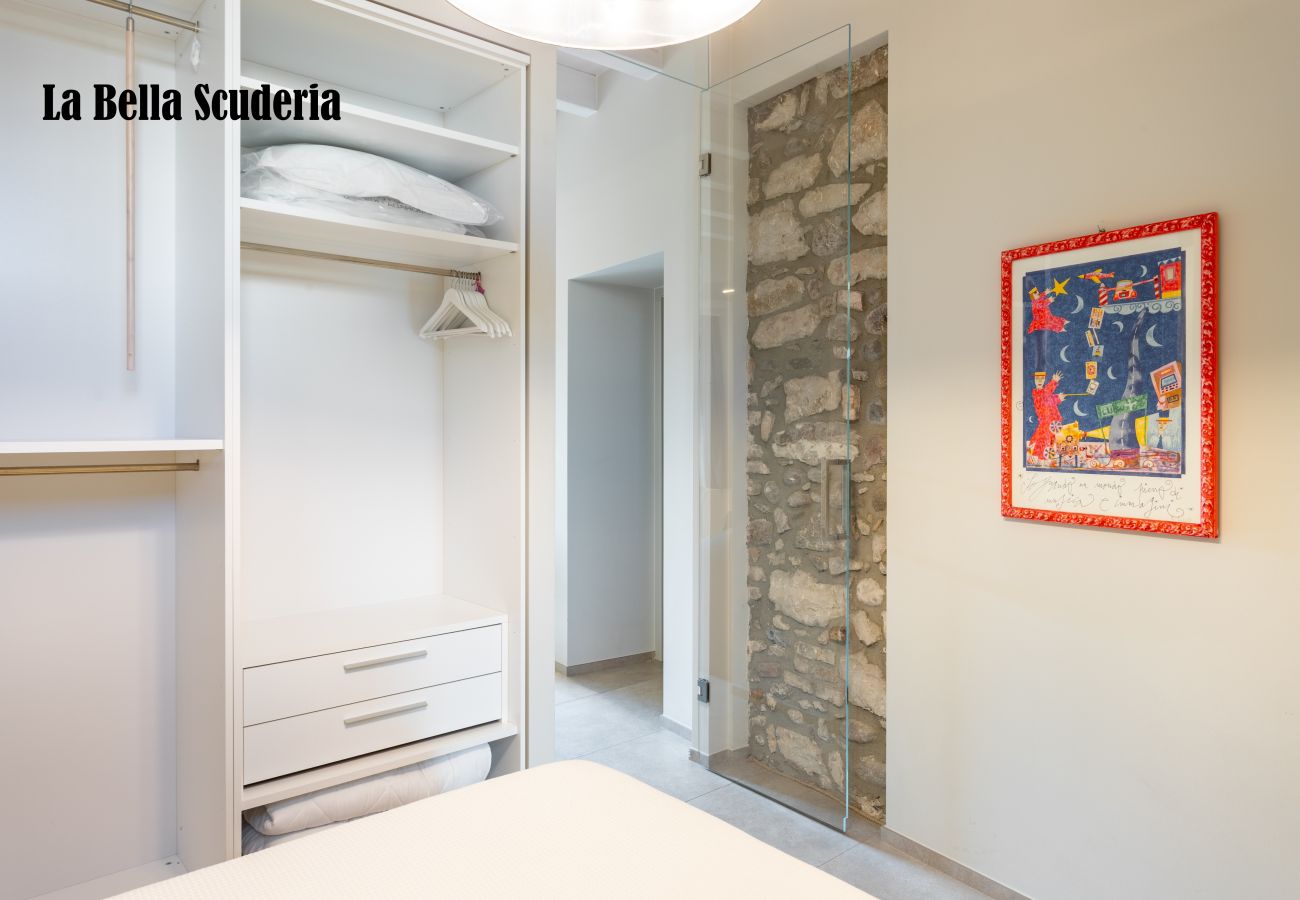 Residence in San Felice del Benaco - Palazzo Trevignane - La Bella Scuderia