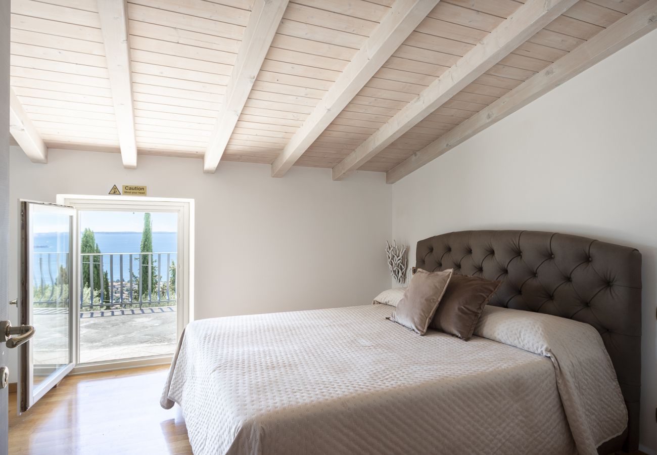 Apartment in Toscolano-Maderno - Cà Pietra by Garda FeWo