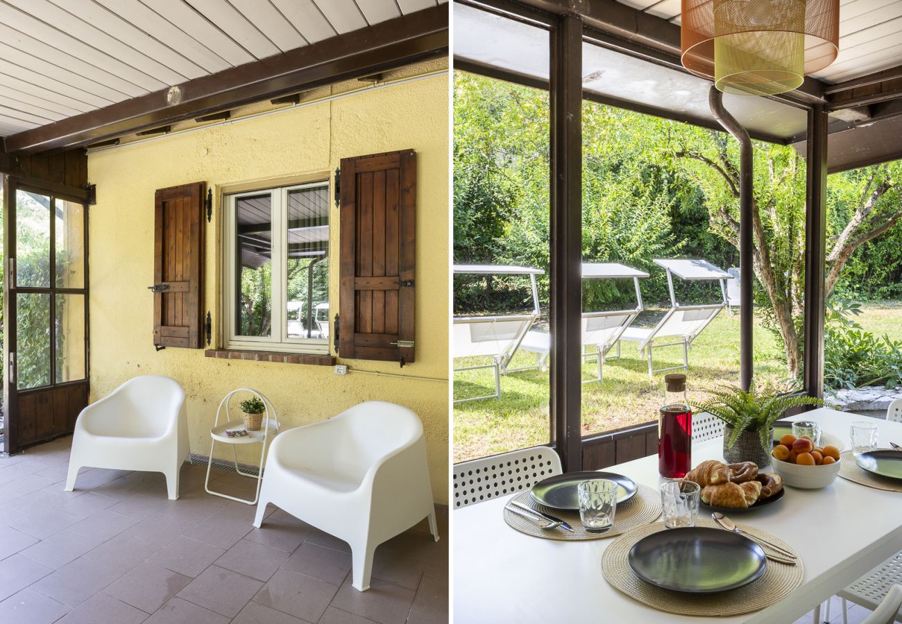 Chalet in Salò - Villetta Paradiso by Garda FeWo