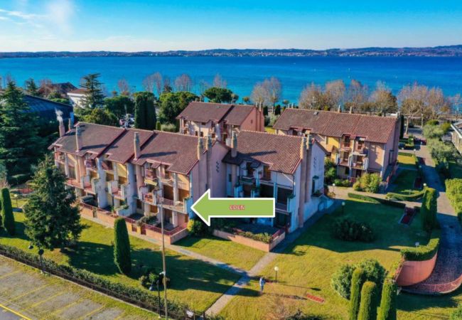 Appartamento a Sirmione - 74 Desenzanoloft Eden LAKE VIEW AND PRIVATE BEACH Appartamento a Sirmione - 74 Desenzanoloft Eden LAKE VIEW AND PRIVATE BEACH