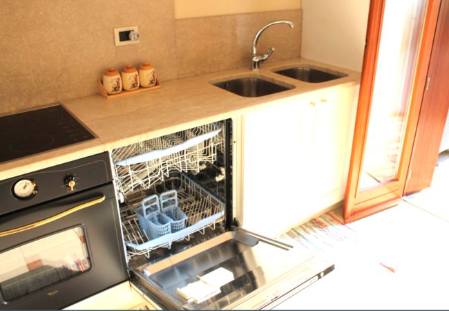 Appartamento a Sirmione - 74 Desenzanoloft Eden LAKE VIEW AND PRIVATE BEACH Appartamento a Sirmione - 74 Desenzanoloft Eden LAKE VIEW AND PRIVATE BEACH