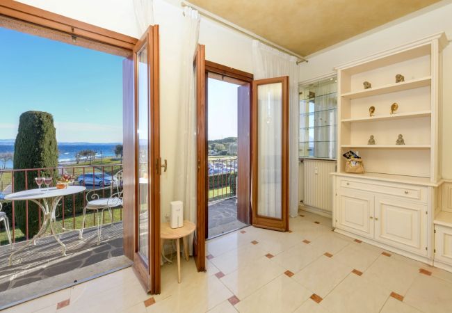 Appartamento a Sirmione - 74 Desenzanoloft Eden LAKE VIEW AND PRIVATE BEACH Appartamento a Sirmione - 74 Desenzanoloft Eden LAKE VIEW AND PRIVATE BEACH