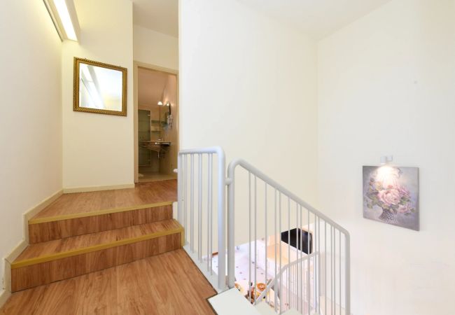 Appartamento a Sirmione - 74 Desenzanoloft Eden LAKE VIEW AND PRIVATE BEACH Appartamento a Sirmione - 74 Desenzanoloft Eden LAKE VIEW AND PRIVATE BEACH