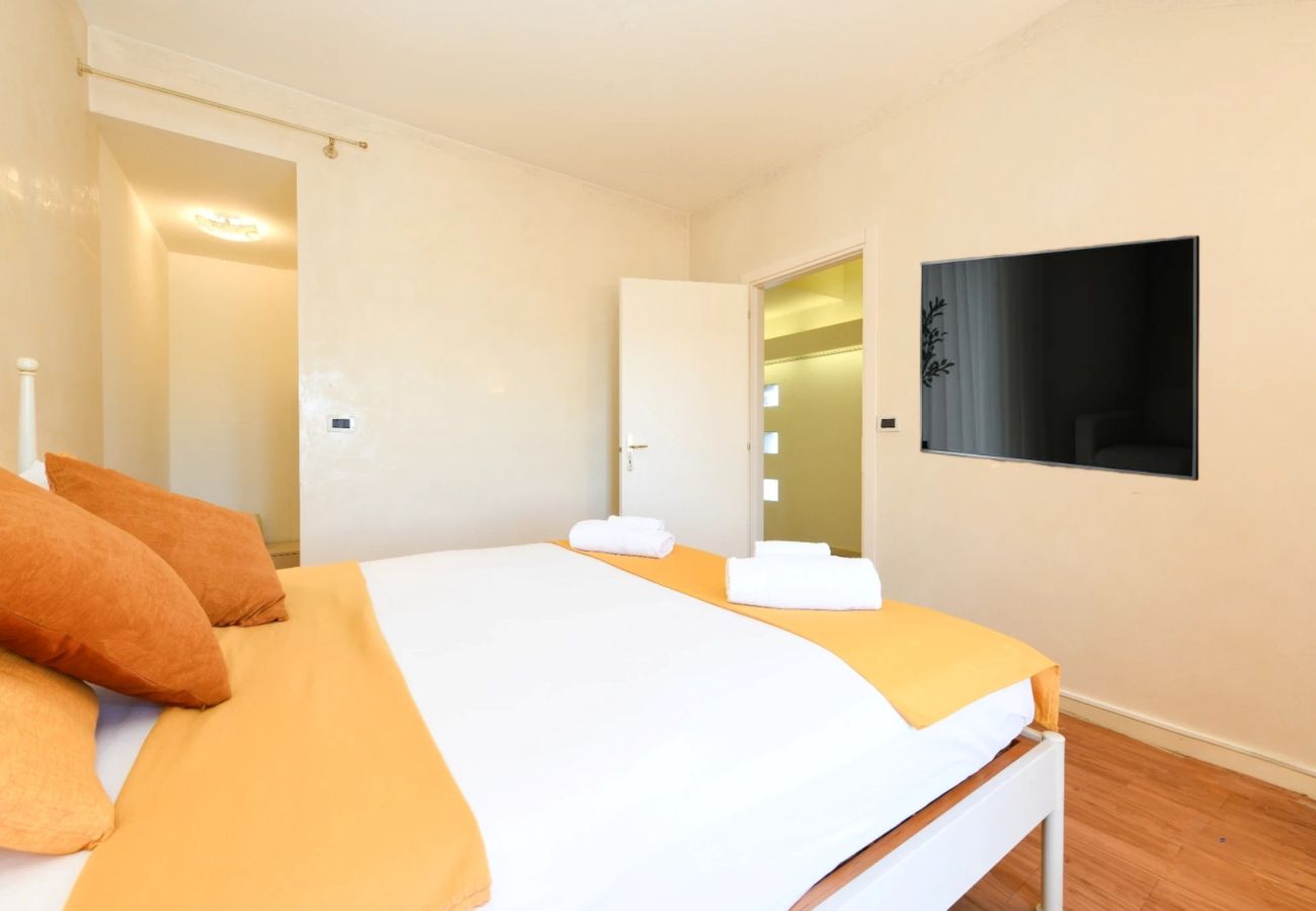 Appartamento a Sirmione - 74 Desenzanoloft Eden LAKE VIEW AND PRIVATE BEACH Appartamento a Sirmione - 74 Desenzanoloft Eden LAKE VIEW AND PRIVATE BEACH