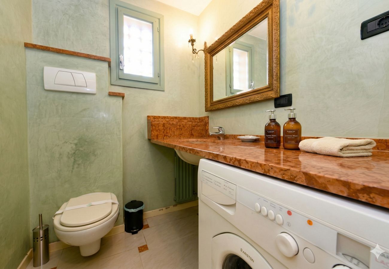 Appartamento a Sirmione - 74 Desenzanoloft Eden LAKE VIEW AND PRIVATE BEACH