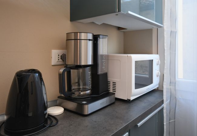 Appartamento a Desenzano del Garda - 002 - A CASA DI SARA ..... Appartamento a Desenzano del Garda - 002 - A CASA DI SARA .....