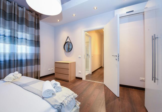 Appartamento a Desenzano del Garda - 002 - A CASA DI SARA ..... Appartamento a Desenzano del Garda - 002 - A CASA DI SARA .....