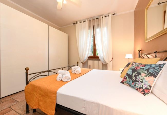 Appartamento a Desenzano del Garda - 45 - Garden and Pool in Desenzano centrum Appartamento a Desenzano del Garda - 45 - Garden and Pool in Desenzano centrum