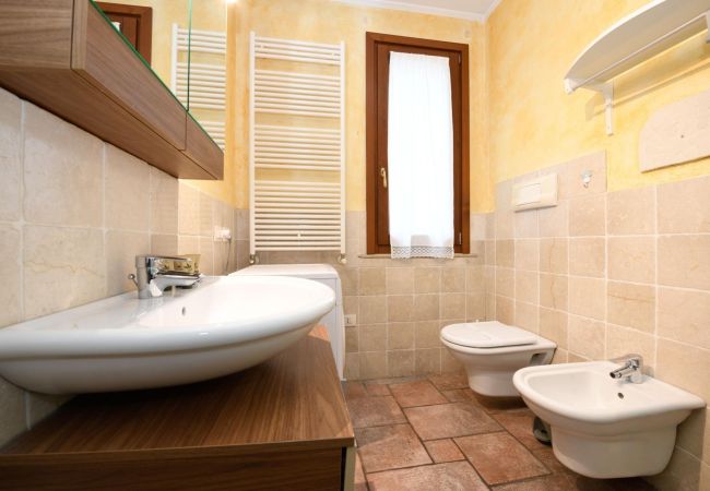 Appartamento a Desenzano del Garda - 45 - Garden and Pool in Desenzano centrum Appartamento a Desenzano del Garda - 45 - Garden and Pool in Desenzano centrum