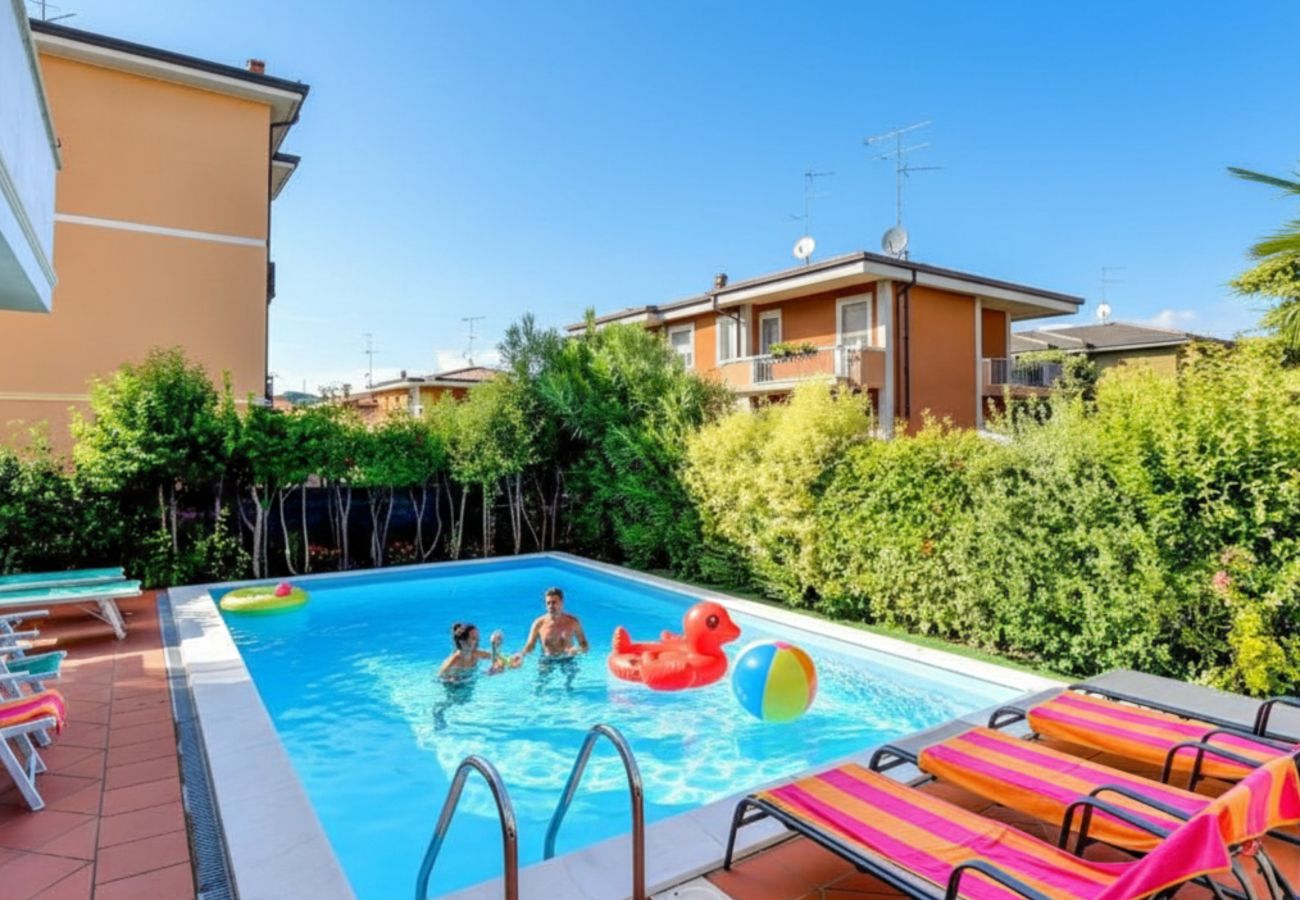 Appartamento a Desenzano del Garda - 45 - Garden and Pool in Desenzano centrum