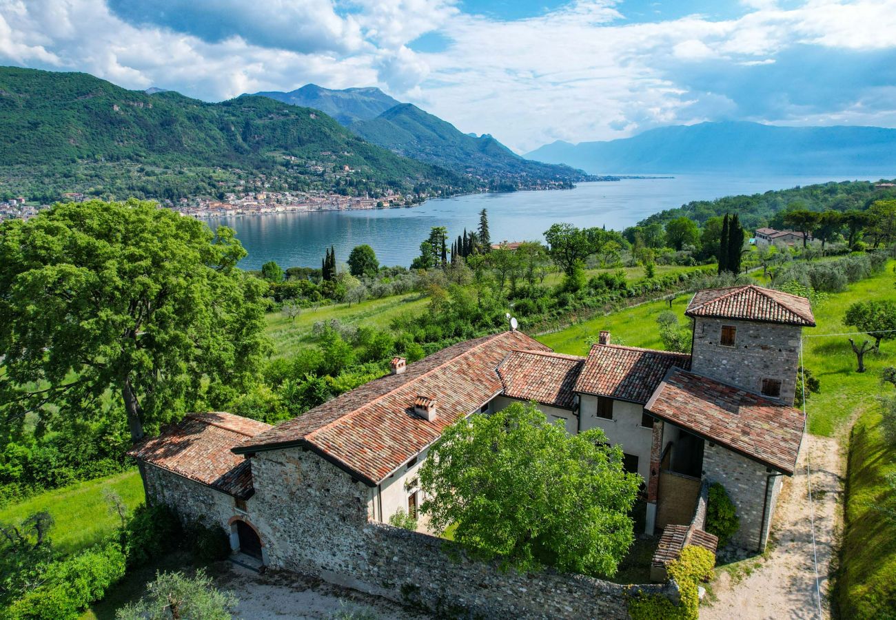 Villa a Salò - Casale Lucrezia by Garda FeWo