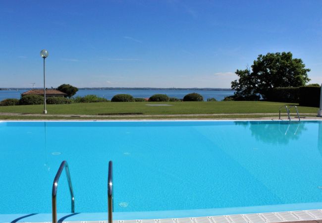 Appartamento a Moniga del Garda - Guesthouse Vaja Appartamento a Moniga del Garda - Guesthouse Vaja