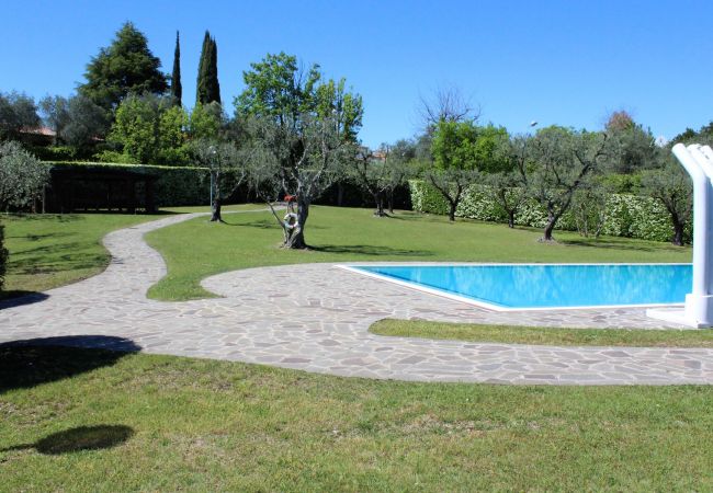 Appartamento a Moniga del Garda - Guesthouse Vaja Appartamento a Moniga del Garda - Guesthouse Vaja