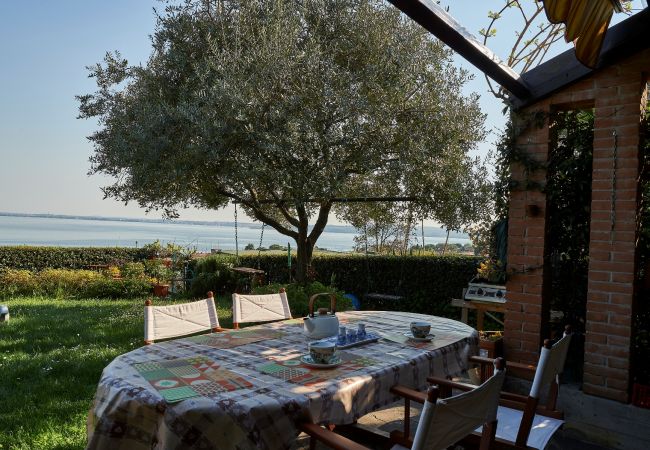 Appartamento a Moniga del Garda - Guesthouse Vaja Appartamento a Moniga del Garda - Guesthouse Vaja