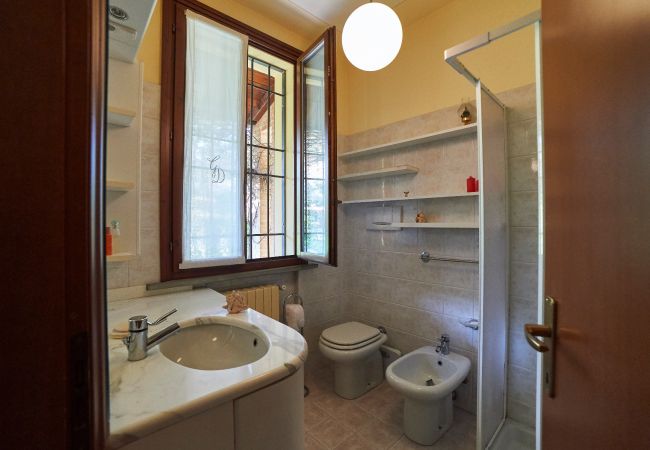 Appartamento a Moniga del Garda - Guesthouse Vaja Appartamento a Moniga del Garda - Guesthouse Vaja