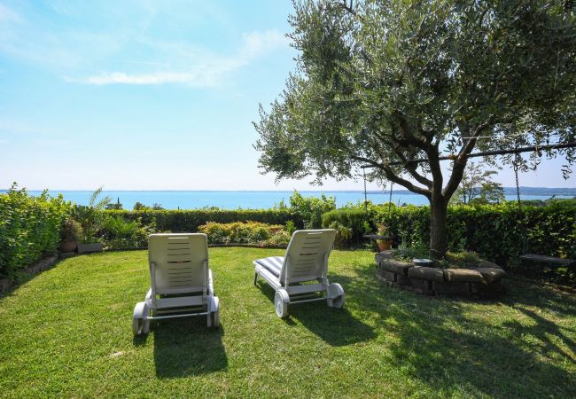 Appartamento a Moniga del Garda - Guesthouse Vaja Appartamento a Moniga del Garda - Guesthouse Vaja
