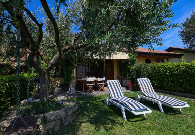 Appartamento a Moniga del Garda - Guesthouse Vaja Appartamento a Moniga del Garda - Guesthouse Vaja