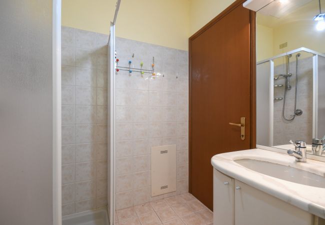 Appartamento a Moniga del Garda - Guesthouse Vaja Appartamento a Moniga del Garda - Guesthouse Vaja
