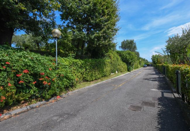 Appartamento a Moniga del Garda - Guesthouse Vaja Appartamento a Moniga del Garda - Guesthouse Vaja