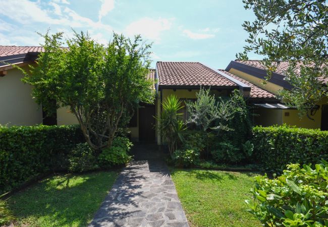 Appartamento a Moniga del Garda - Guesthouse Vaja Appartamento a Moniga del Garda - Guesthouse Vaja