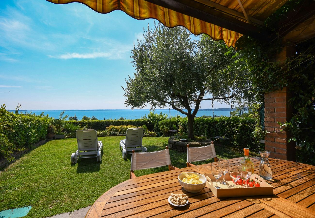 Appartamento a Moniga del Garda - Guesthouse Vaja Appartamento a Moniga del Garda - Guesthouse Vaja
