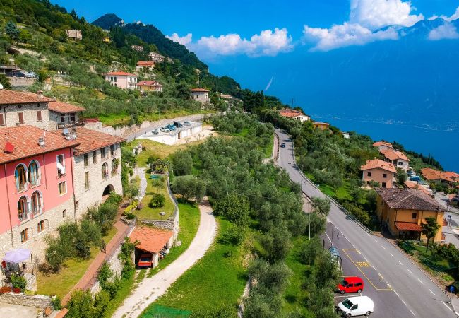 Appartamento a Tignale - Riel 2 by Garda FeWo Appartamento a Tignale - Riel 2 by Garda FeWo