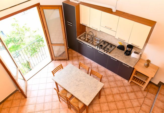 Appartamento a Tignale - Riel 2 by Garda FeWo Appartamento a Tignale - Riel 2 by Garda FeWo