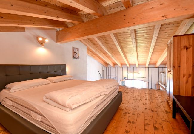 Appartamento a Tignale - Riel 2 by Garda FeWo Appartamento a Tignale - Riel 2 by Garda FeWo