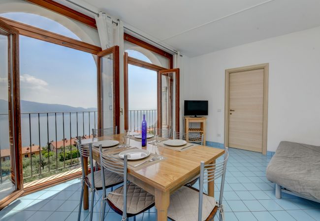Appartamento a Tignale - Riel 4 by Garda FeWo Appartamento a Tignale - Riel 4 by Garda FeWo