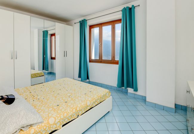 Appartamento a Tignale - Riel 4 by Garda FeWo Appartamento a Tignale - Riel 4 by Garda FeWo