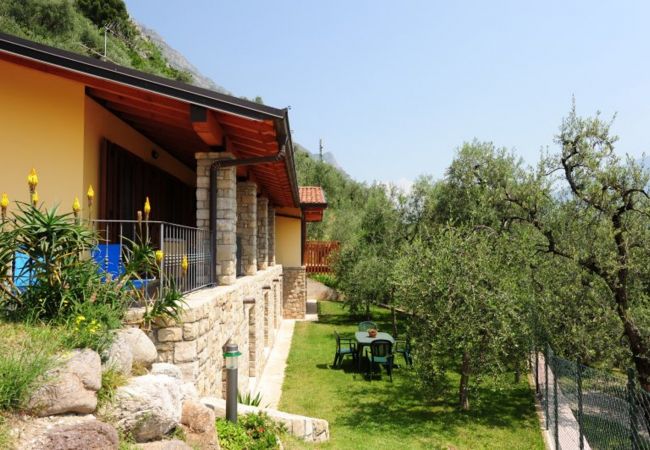 Appartamento a Limone sul Garda - Ai Ruck 1 by Garda FeWo Appartamento a Limone sul Garda - Ai Ruck 1 by Garda FeWo