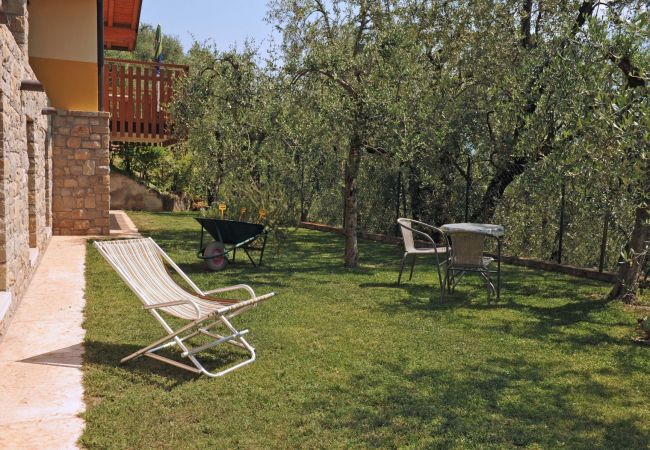 Appartamento a Limone sul Garda - Ai Ruck 2 by Garda FeWo Appartamento a Limone sul Garda - Ai Ruck 2 by Garda FeWo
