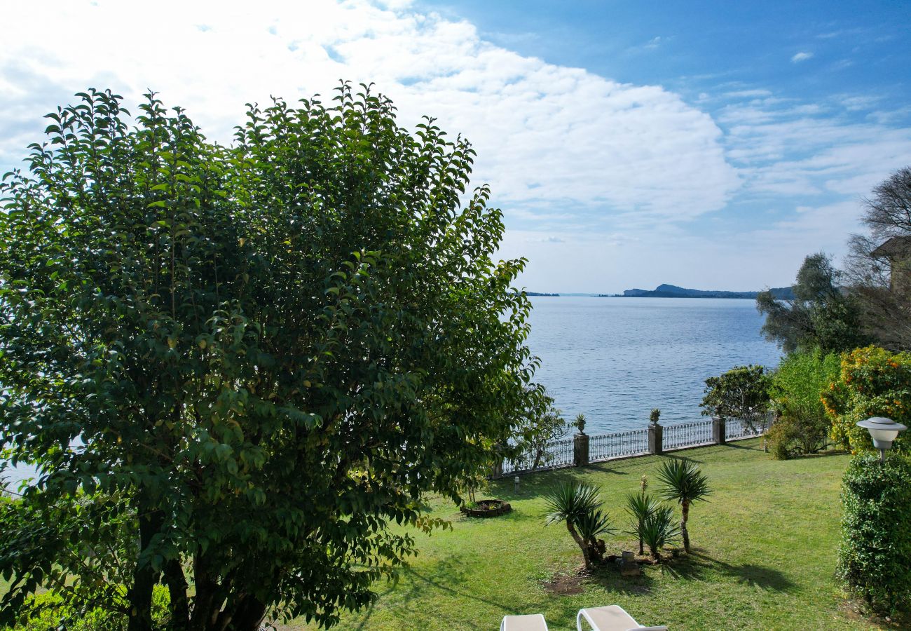 Villa a Gardone Riviera - Villa Magnolia a Lago by Garda FeWo