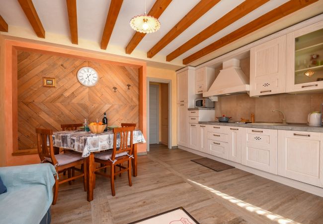 Appartamento a Tignale - Principe - adults only apartment Appartamento a Tignale - Principe - adults only apartment