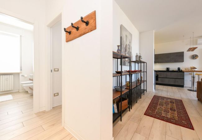 Appartamento a Desenzano del Garda - 46 -La Finestra sul Lago Appartamento a Desenzano del Garda - 46 -La Finestra sul Lago