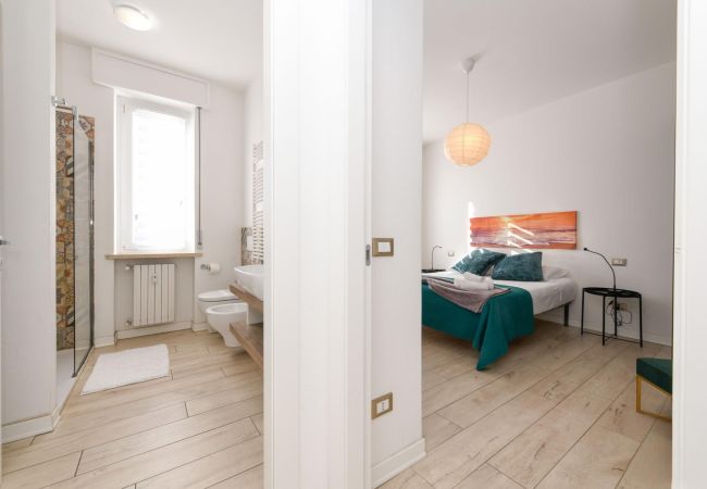 Appartamento a Desenzano del Garda - 46 -La Finestra sul Lago Appartamento a Desenzano del Garda - 46 -La Finestra sul Lago