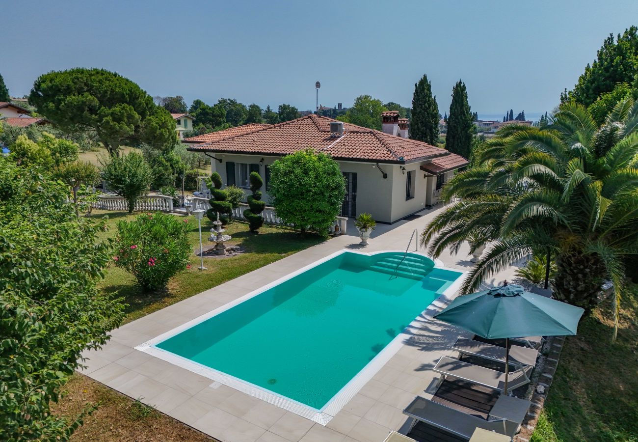 Villa a Moniga del Garda - Villa Stefano by Garda FeWo