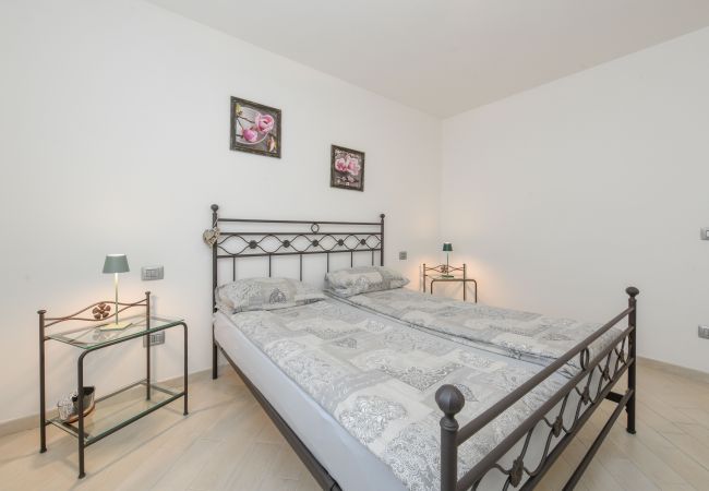 Appartamento a Tignale - .Ciliegia by Garda FeWo Appartamento a Tignale - .Ciliegia by Garda FeWo