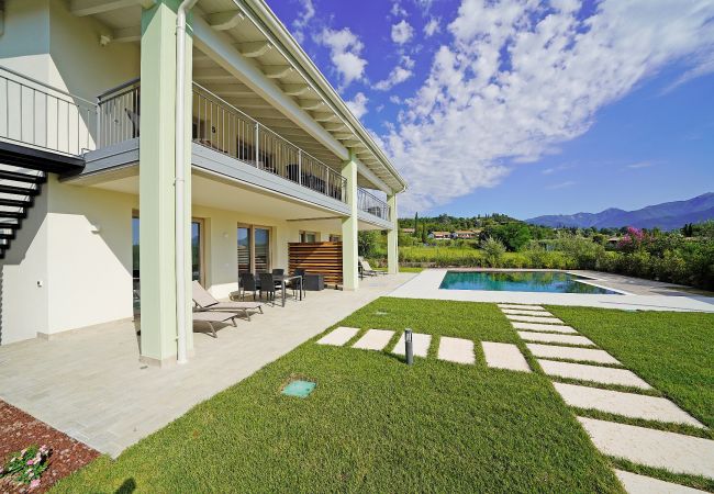 Appartamento a Manerba del Garda - Gardaliva - Suite 5 by Garda FeWo Appartamento a Manerba del Garda - Gardaliva - Suite 5 by Garda FeWo