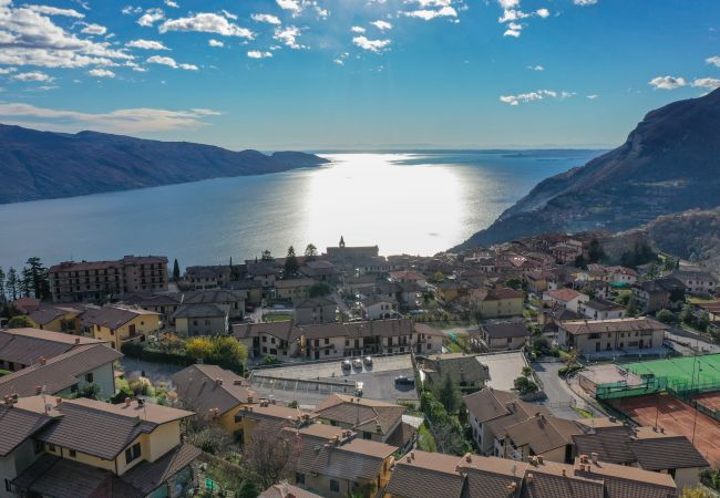 Appartamento a Tignale - Conte - adults only apartment Appartamento a Tignale - Conte - adults only apartment