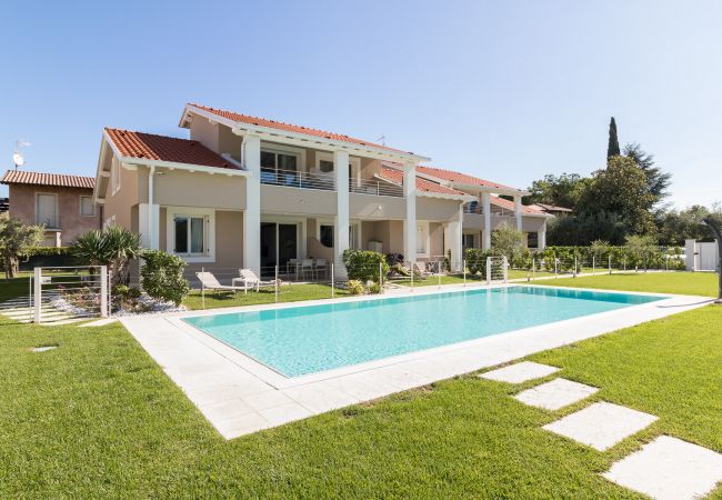 Appartamento a Manerba del Garda - Villa Meri - Lake by Garda FeWo Appartamento a Manerba del Garda - Villa Meri - Lake by Garda FeWo