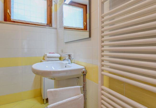 Appartamento a Toscolano-Maderno - 7 Sunshine by Garda FeWo Appartamento a Toscolano-Maderno - 7 Sunshine by Garda FeWo