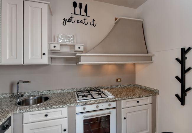 Appartamento a Desenzano del Garda - 11- DesenzanoLoft: Swarovski Appartamento a Desenzano del Garda - 11- DesenzanoLoft: Swarovski