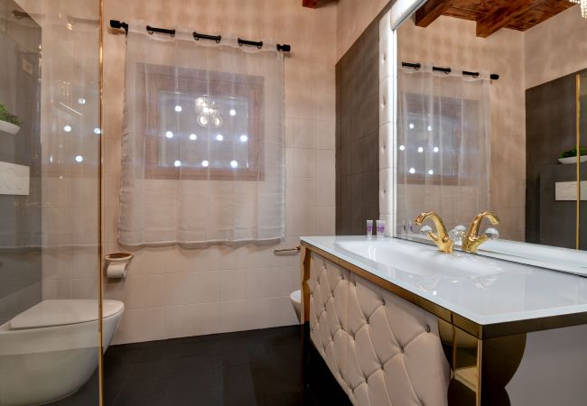 Appartamento a Desenzano del Garda - 11- DesenzanoLoft: Swarovski Appartamento a Desenzano del Garda - 11- DesenzanoLoft: Swarovski