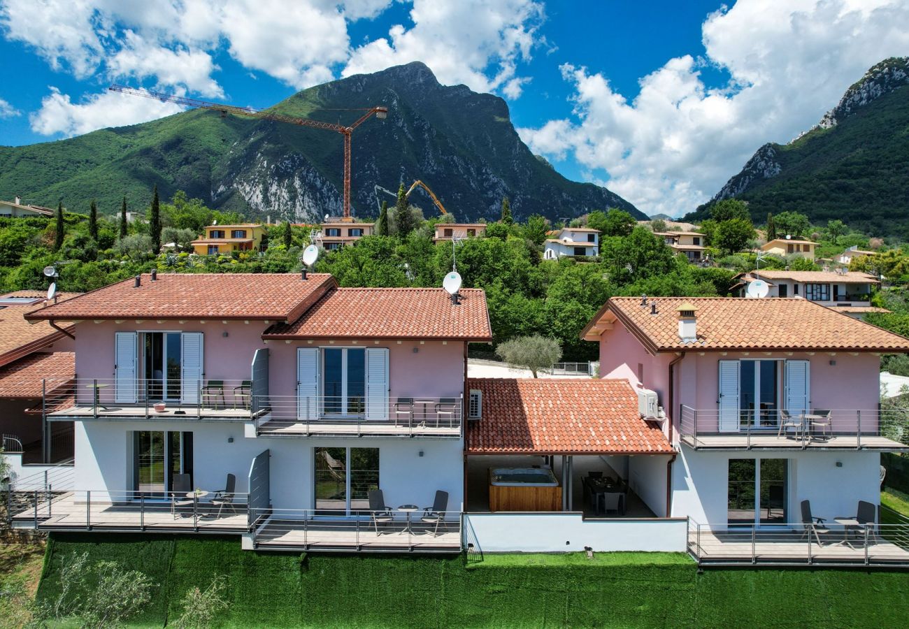 Villa a Toscolano-Maderno - Le Casette - Gargnà by Garda FeWo