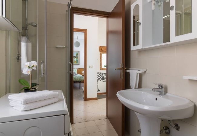 Appartamento a Tignale - Tignale Bellevue by Garda FeWo Appartamento a Tignale - Tignale Bellevue by Garda FeWo