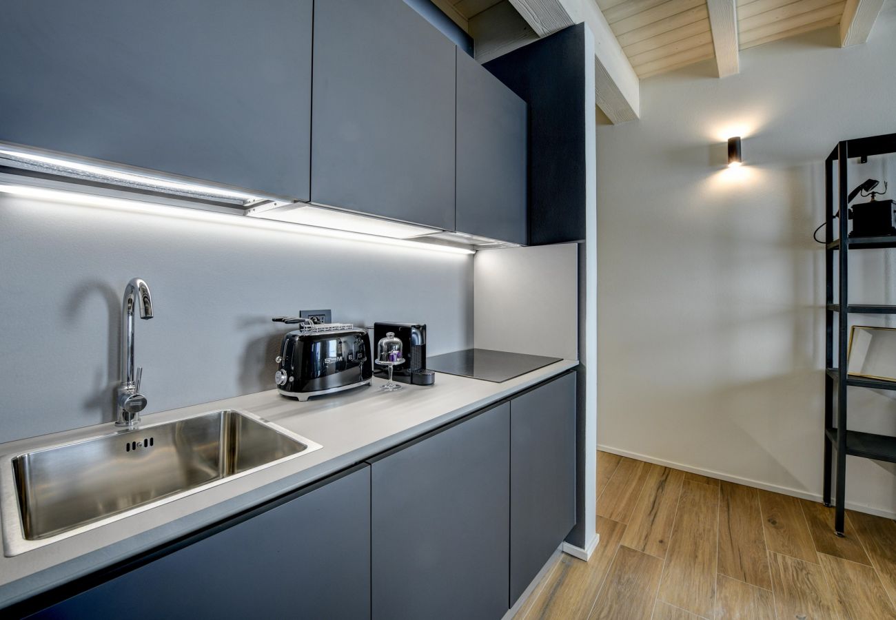Appartamento a Tignale - Il Cortiletto - Il Vicolo Suite Apartments by Gard