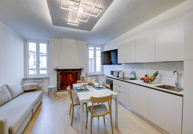 Appartamento a Desenzano del Garda - 13- APA DOM Appartamento a Desenzano del Garda - 13- APA DOM